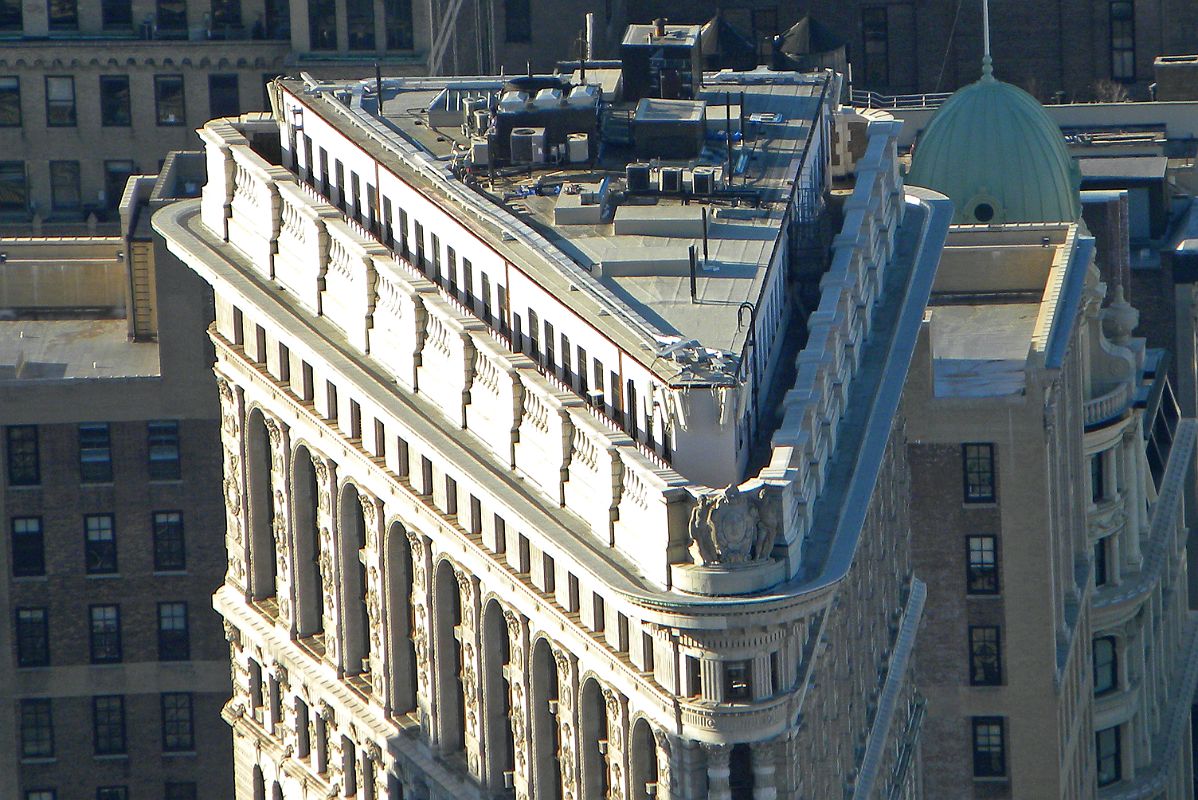 01-3 Flatiron Building Roof Close Up From New York City Empire State Building
